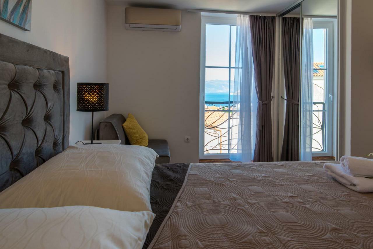 Sobe "Galeb" Hotel Vrbnik Eksteriør billede