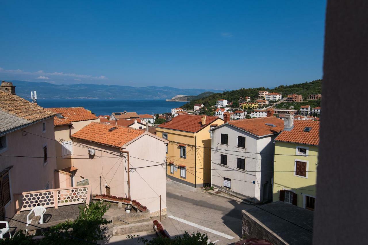 Sobe "Galeb" Hotel Vrbnik Eksteriør billede